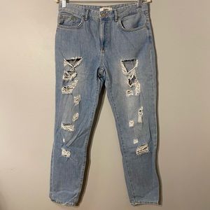 Forever21 HighWaisted Boyfriend Jeans - Size 26